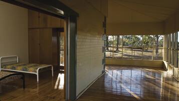 Cottage, 1 Bedroom | 1 bedroom, bed sheets