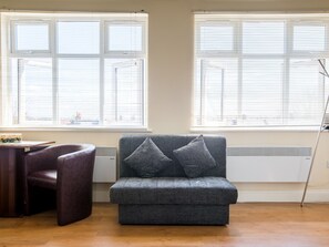 Interior - Beautiful Studio Flat in Harrow 42c (Harrow)