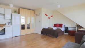 Unclassified image, 2 of 15, button - Beautiful Studio Flat in Harrow 42c (Harrow)