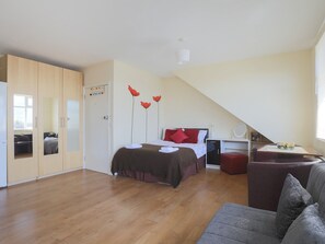 1 bedroom - Beautiful Studio Flat in Harrow 42c (Harrow)
