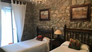 Free WiFi, bed sheets - Posada Valle de Guriezo (Guriezo)