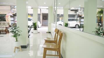 40-Zoll-Smart-TV mit Digitalempfang, Fernseher