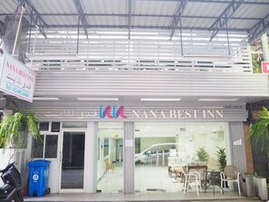 Front of property - Nana Best Inn (Bangkok)