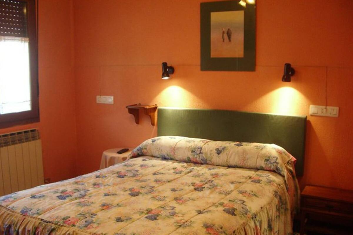 Wifi gratis y ropa de cama
