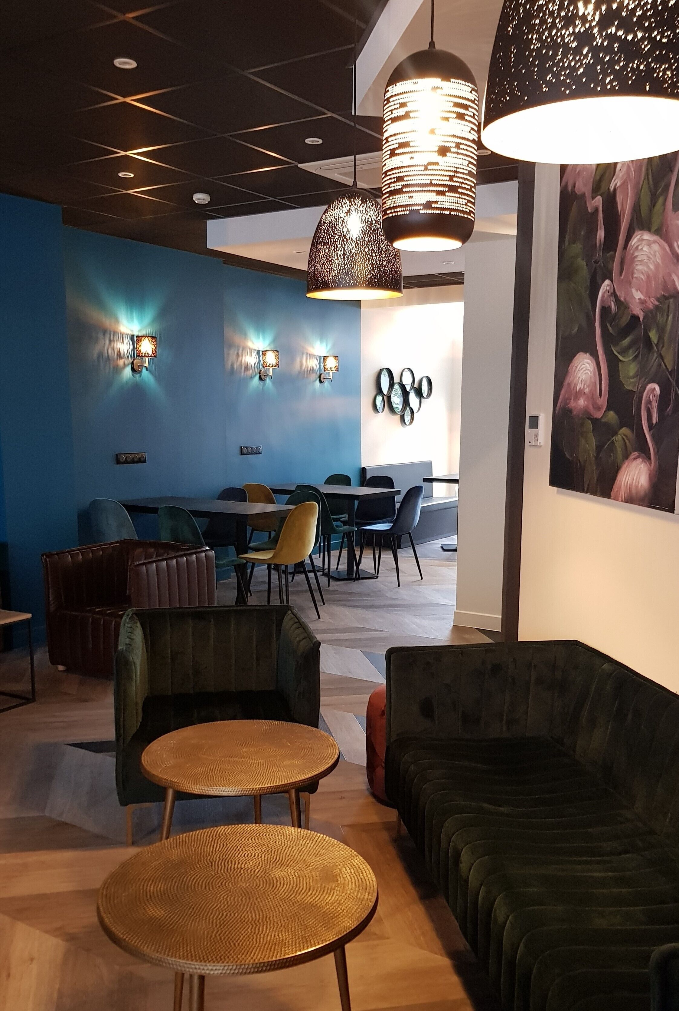 Coin salon dans le hall