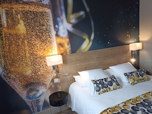 Literie de qualité supérieure, coffres-forts dans les chambres