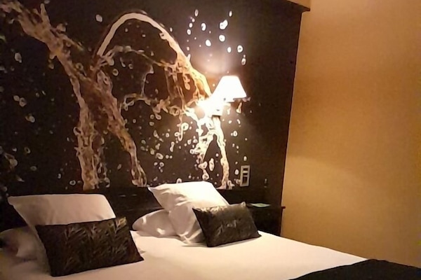 Junior Suite (with SAUNA access)