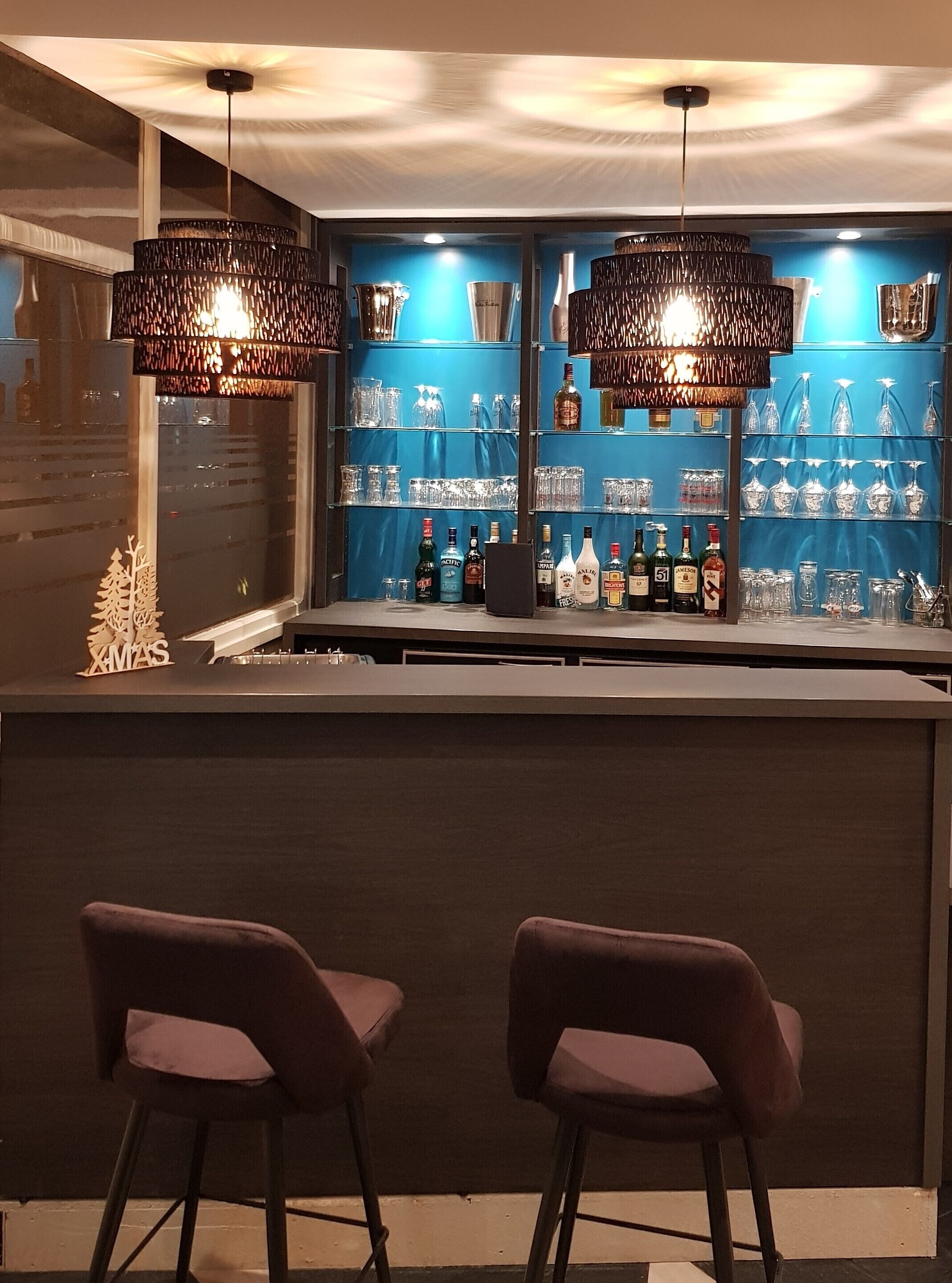 酒吧（店内）