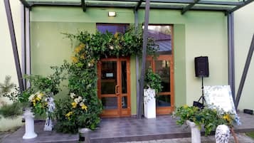 Exclusive Studio | Terrace/patio