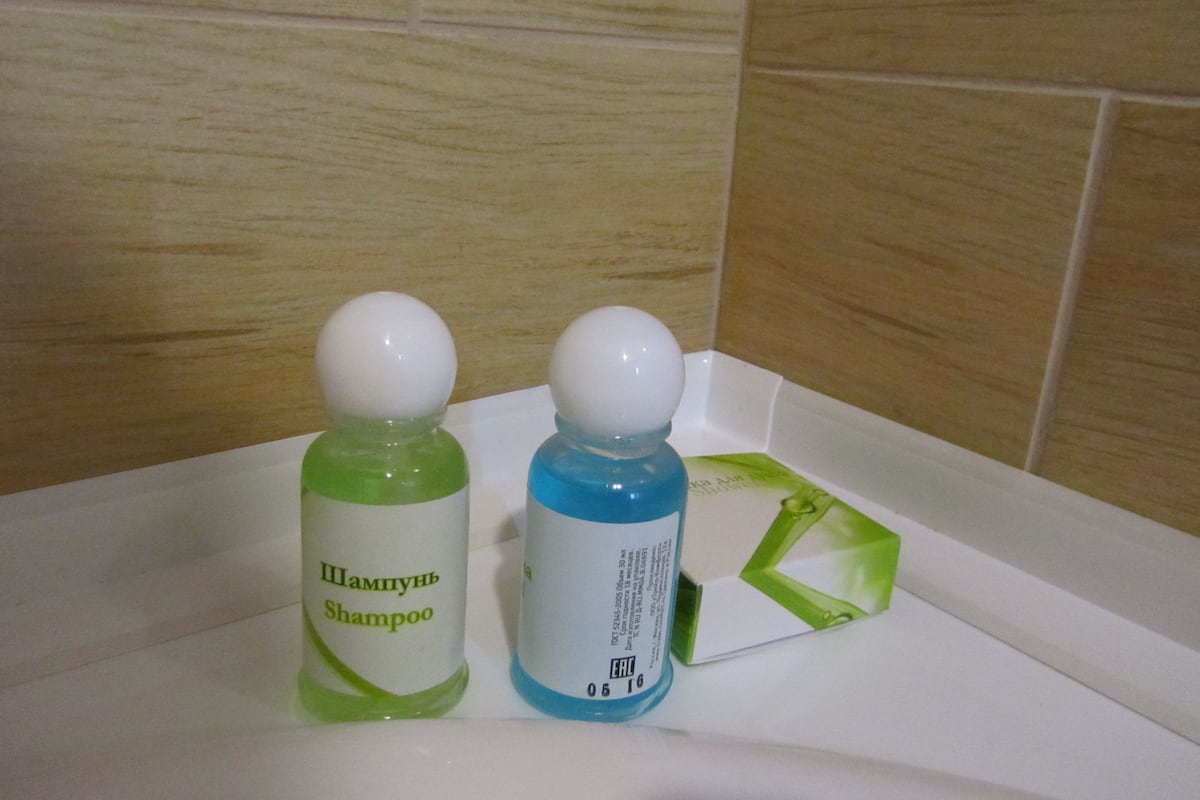 standard double room | bathroom amenities | free toiletries, hair dryer, bathrobes, slippers