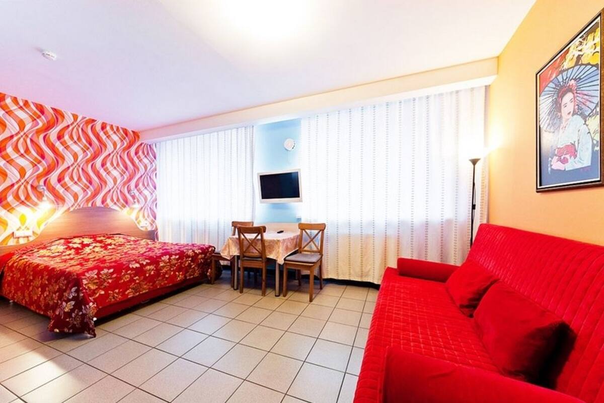 Comfort Double Room, Kitchen | Desk, iron/ironing board, cots/infant beds, bed sheets