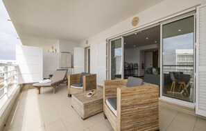 Terrace/patio - B19 - Marina Club Apartment (Lagos)