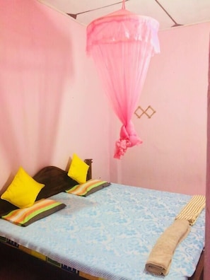1 ห้องนอน, ผ้าปูที่นอน