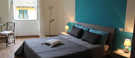 Double Room, Multiple Beds, Non Smoking