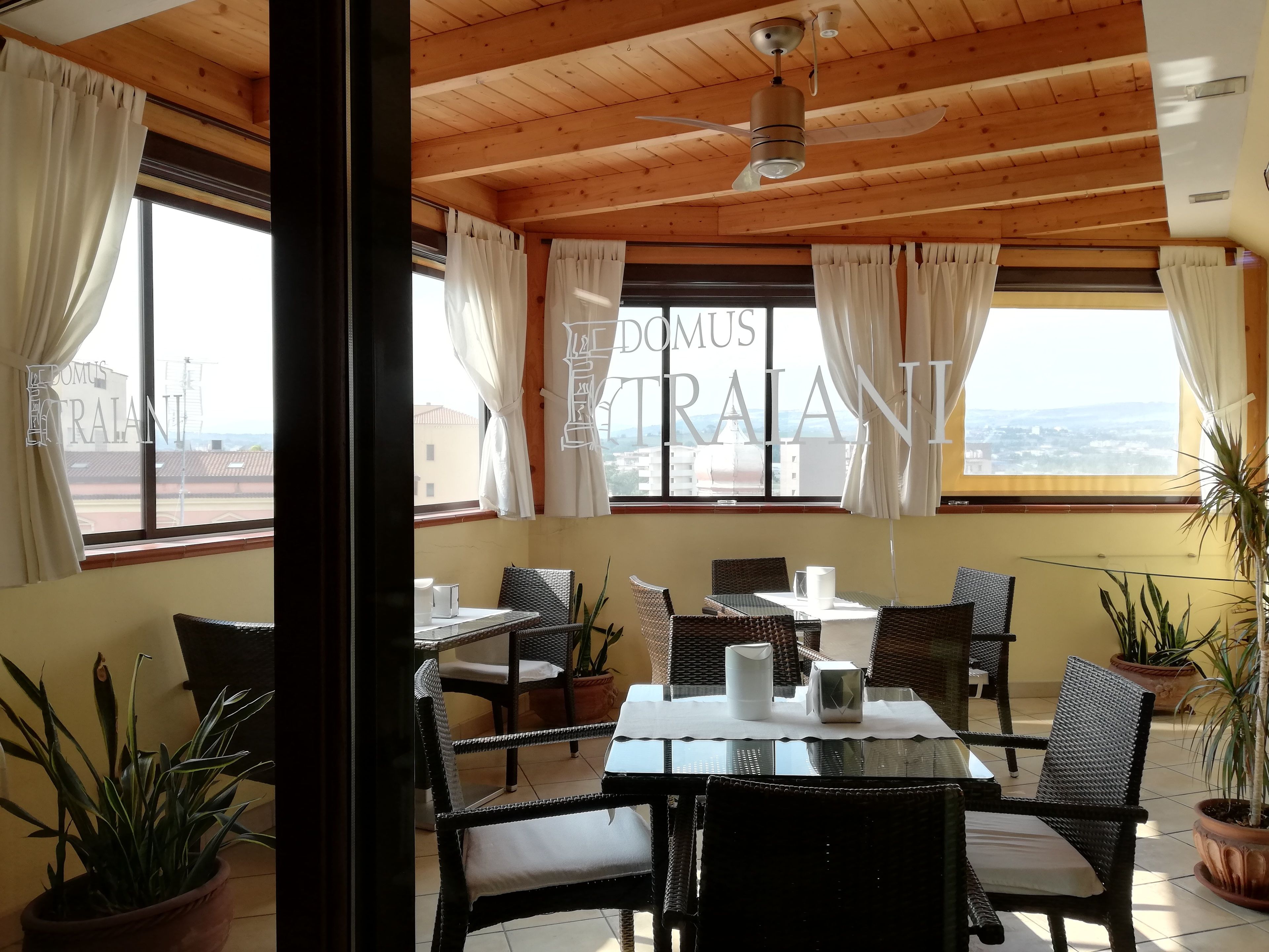 Petit déjeuner buffet compris tous les jours