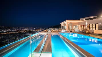 Villa Deluxe, 4 chambres, piscine privée, vue mer | Terrasse/Patio