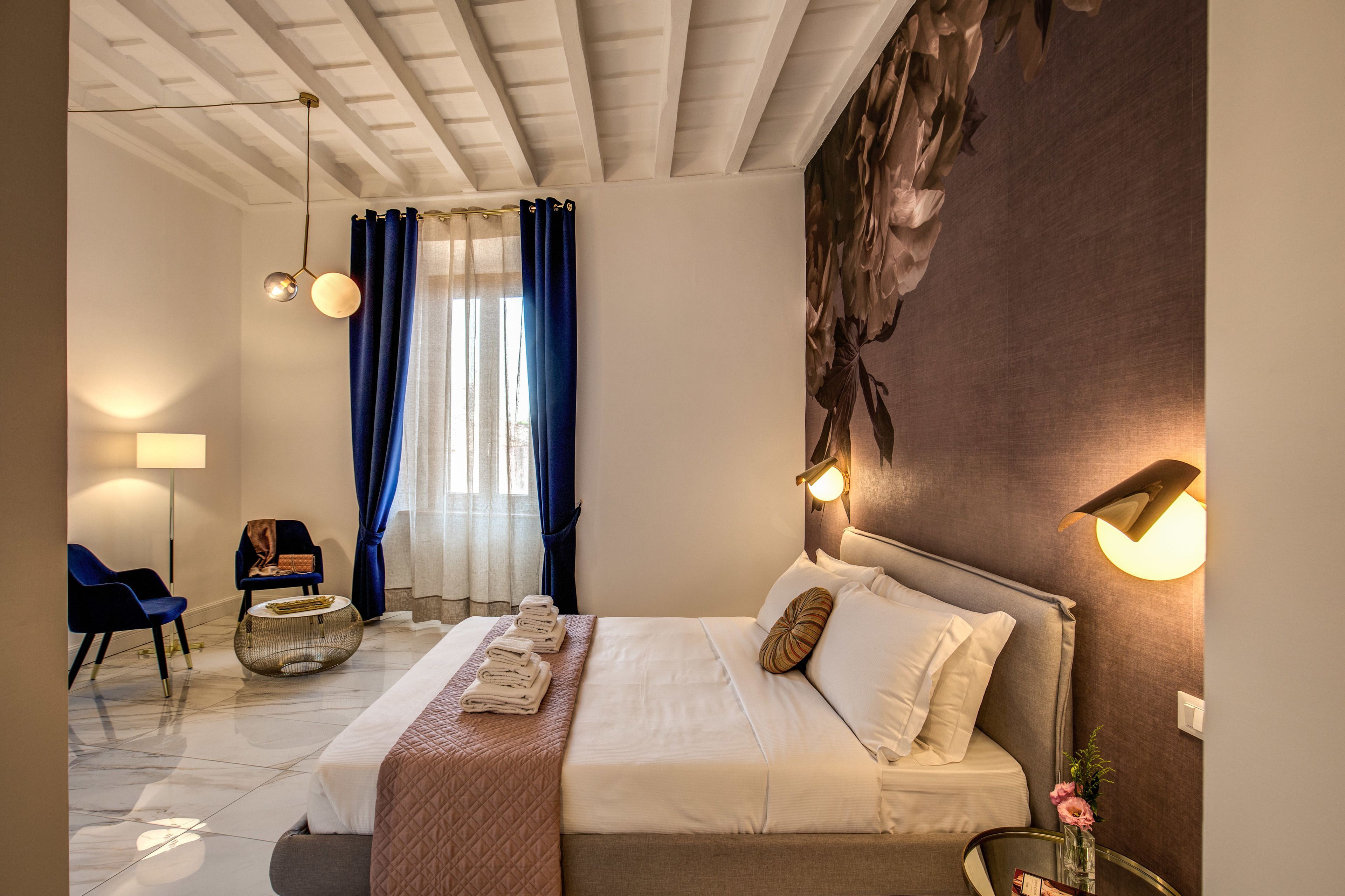 Foto - Little Queen Pantheon