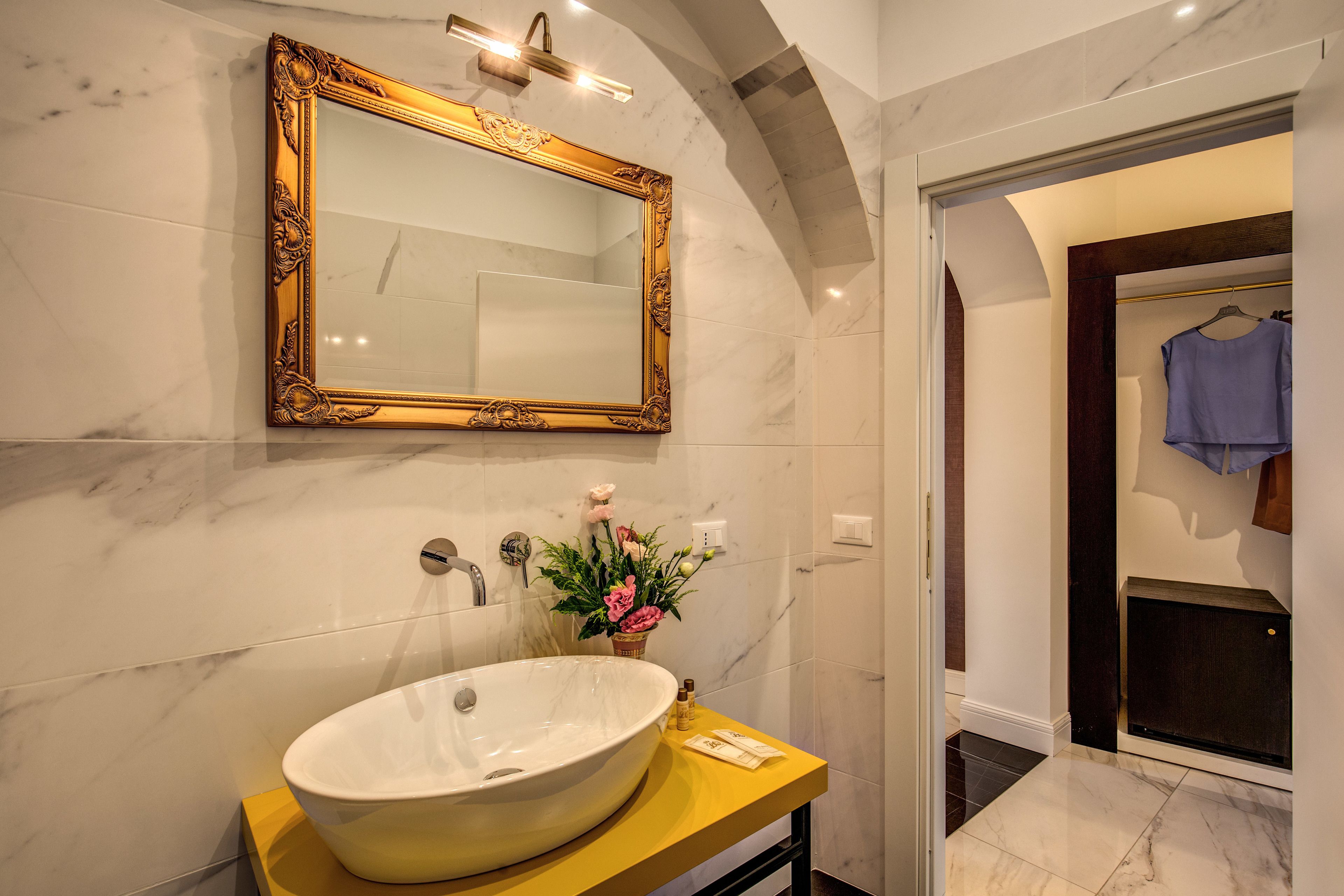 Foto - Little Queen Pantheon