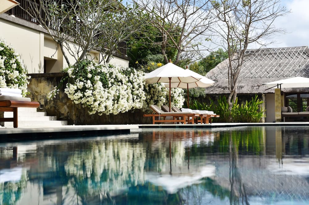REVĪVŌ Wellness Resort Nusa Dua Bali