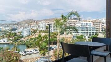 Quarto casal, sacada, vista para o mar | Terraço/pátio