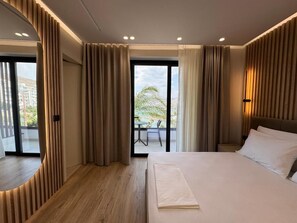 Double Room, Balcony, Sea View | Iron/ironing board, free WiFi, bed sheets - Erdeti Boutique Hotel (Sarandë)
