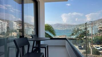 King Room with Sea View | Balcony view