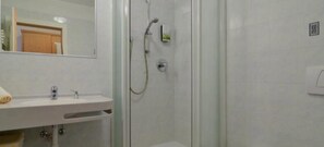 Chambre Double Deluxe | Salle de bain