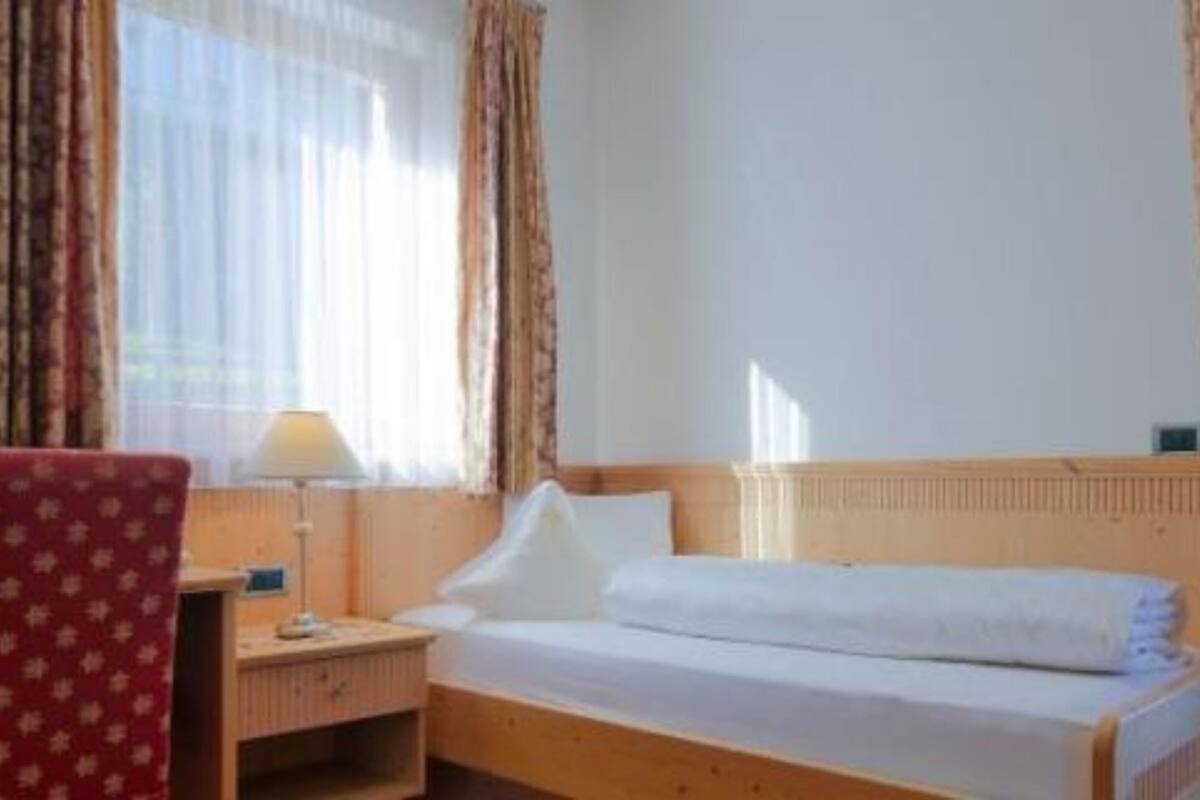 In-room safe, desk, free cots/infant beds, free WiFi