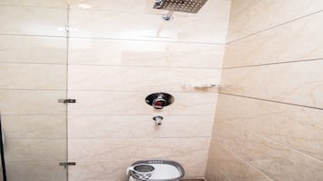 Standard Double or Twin Room, 1 Single Bed, Non Smoking | Bathroom