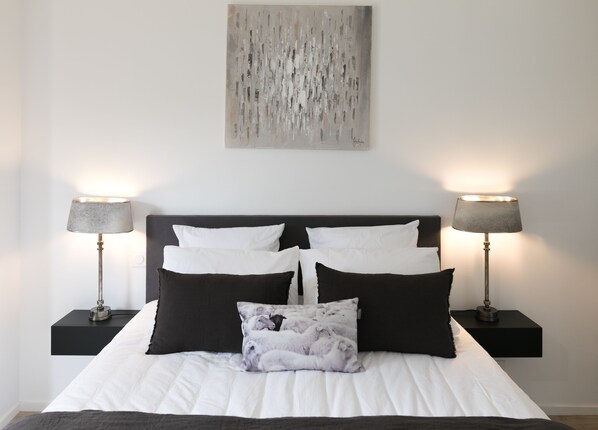 Comfort Double Room, 1 Queen Bed, Terrace, Lake View (Teir)