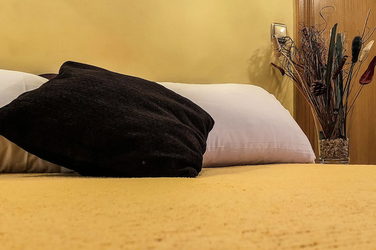 double or twin room | in-room safe, desk, free wifi, bed sheets