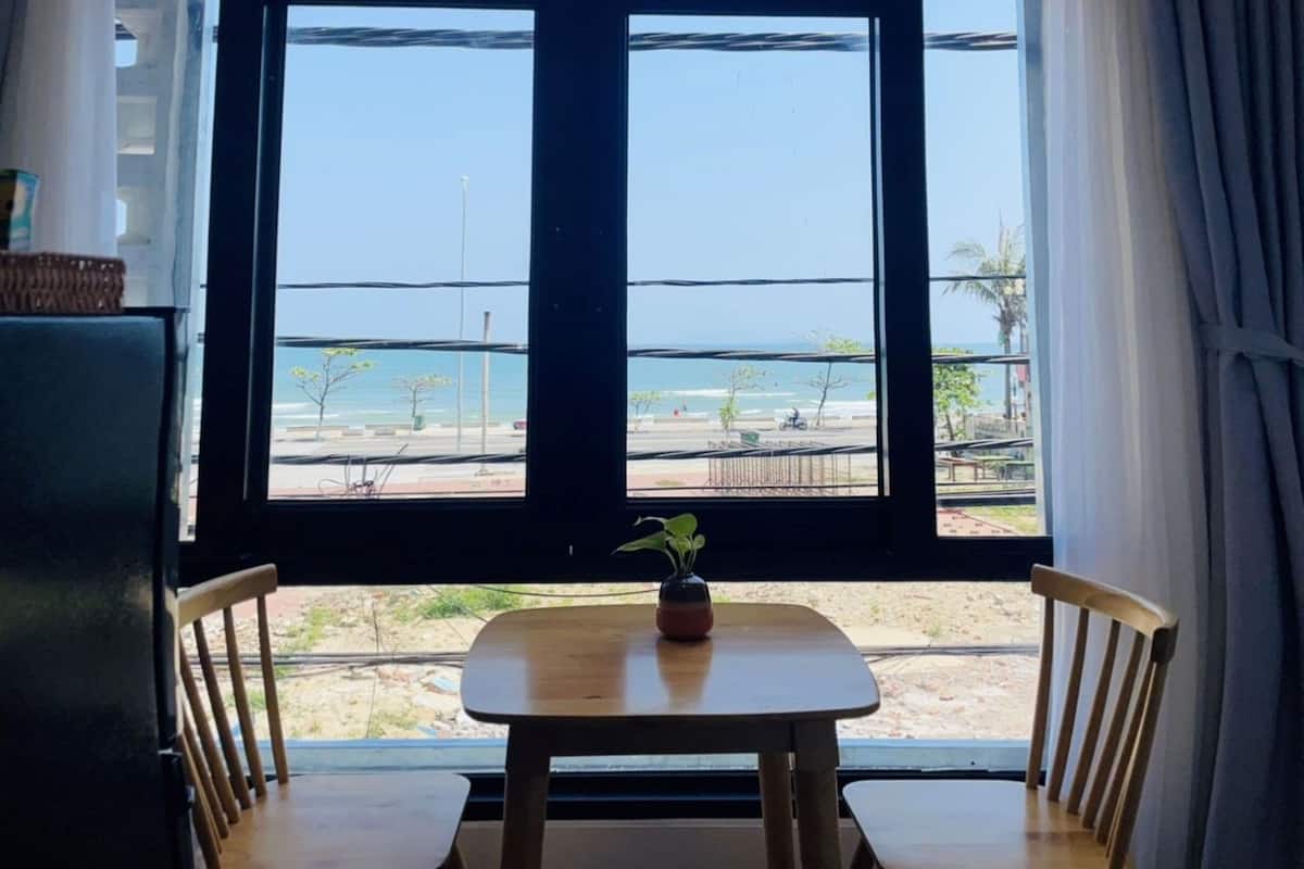 Deluxe studio, uitzicht op strand (204) | Uitzicht op strand/zee