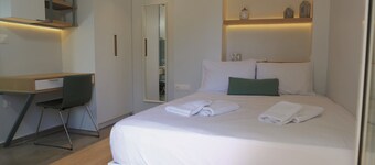 Nikis Dream Comfy Apartments