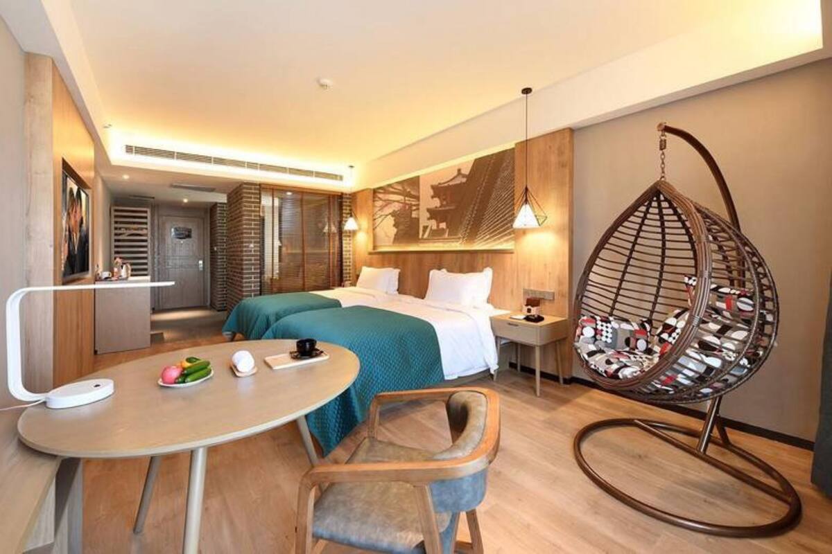 Classic Twin Room