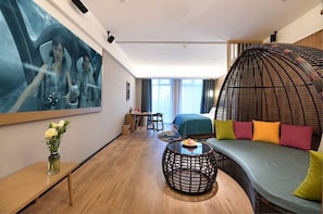 Superior Double Room | Living area