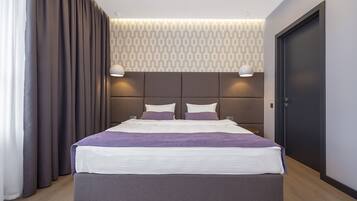 Căn hộ dành cho gia đình, 1 phòng ngủ | Bộ đồ giường cao cấp, minibar, két bảo mật tại phòng, bàn