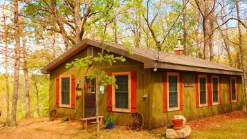 Casa de campo familiar | 3 habitaciones, decoración personalizada y muebles diferentes