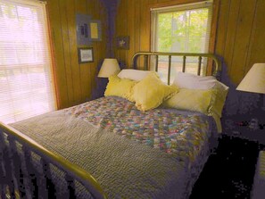 3 bedrooms, individually decorated, individually furnished