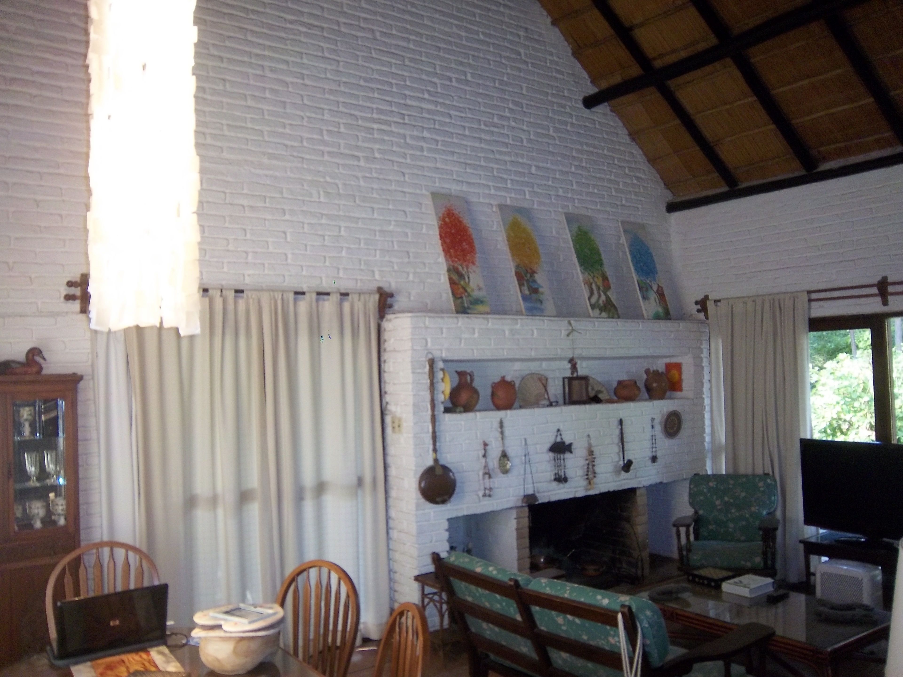 ทาวน์โฮมสำหรับครอบครัว, 3 ห้องนอน, ห้องน้ำส่วนตัว | ห้องนั่งเล่น | ทีวีจอแบน