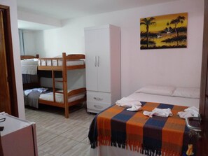 Minibar, cortinas blackout, wifi gratis y ropa de cama 