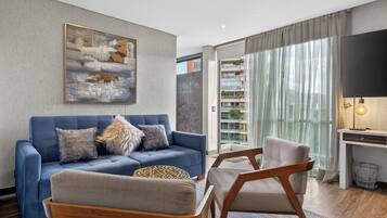 Suite | Living area