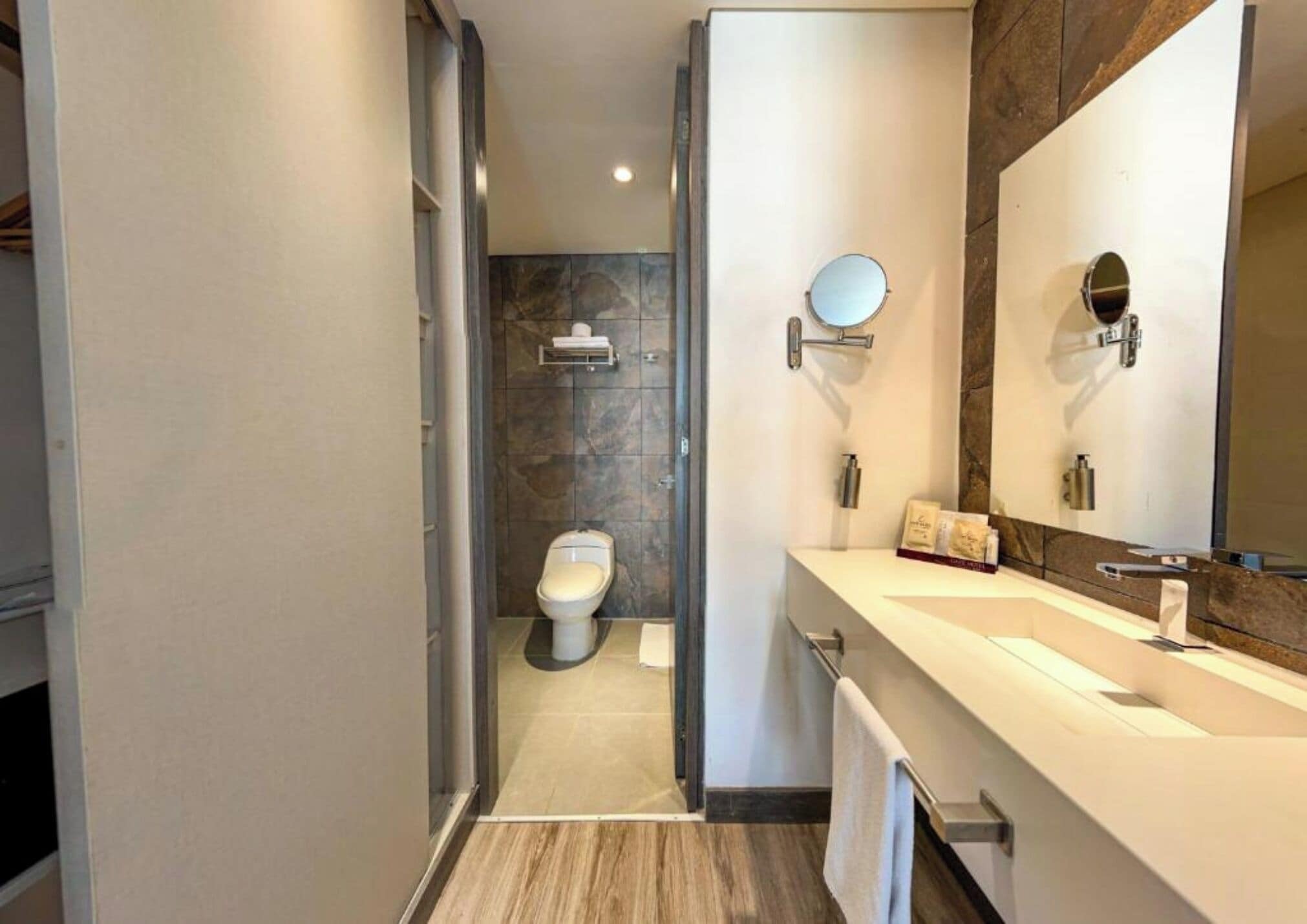 Photo - Cafe Hotel Medellín