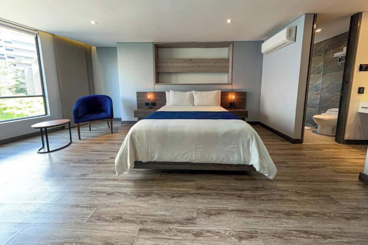 superior room | 1 bedroom, down duvets, pillow-top beds, in-room safe