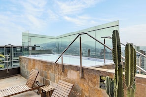 Pool - Cafe Hotel Medellín by Lars (Medellín)