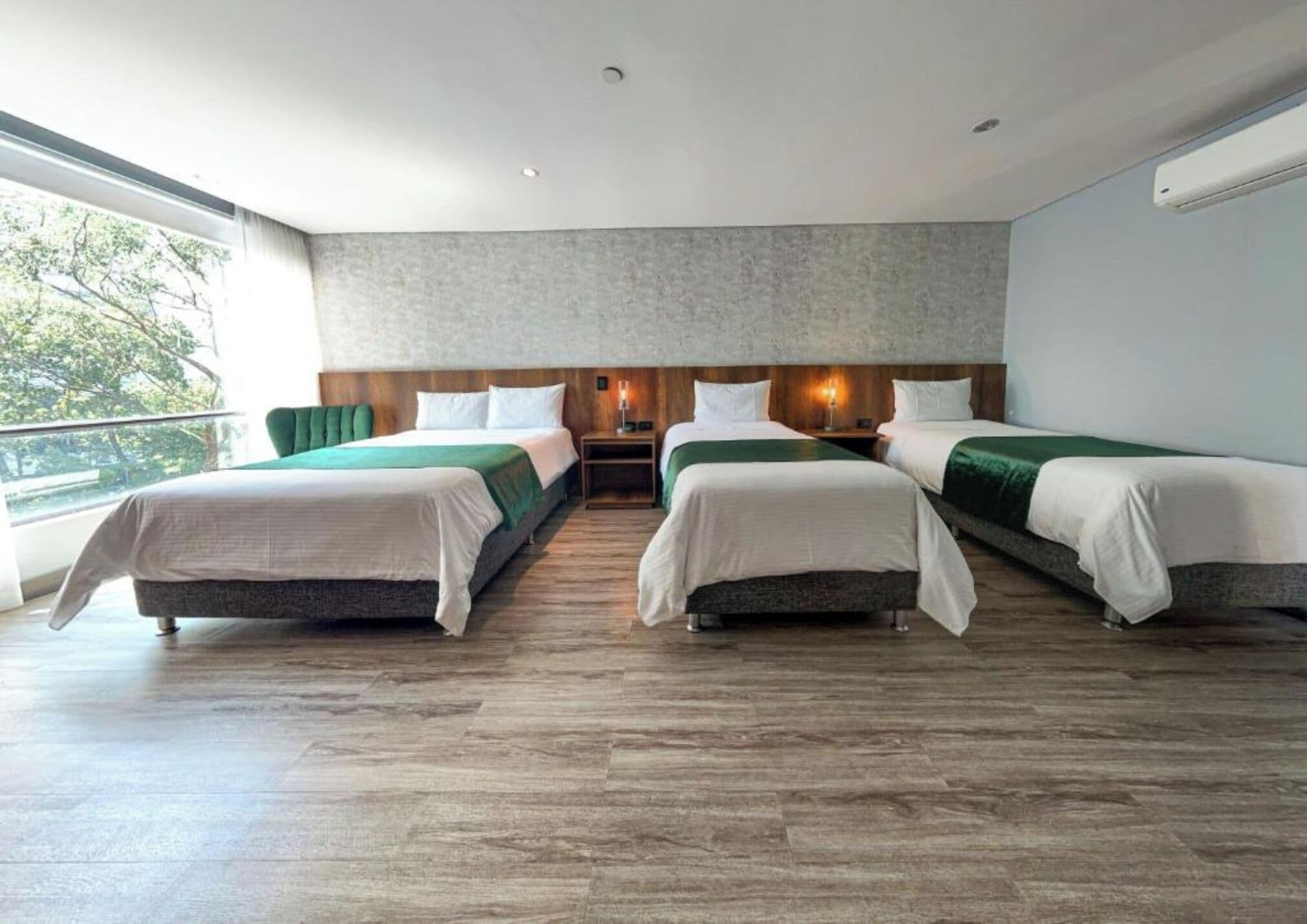 family room | 1 bedroom, down duvets, pillow-top beds, in-room safe