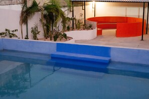 Outdoor pool - Coco Hostel (Cancun)