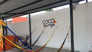 Property grounds - Coco Hostel (Cancun)