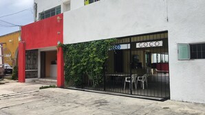 Exterior - Coco Hostel (Cancun)