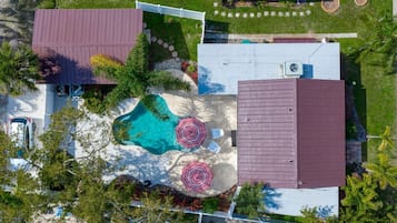 Piscine extérieure, piscine chauffée