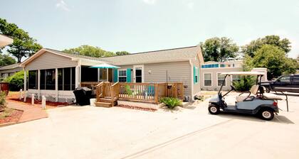 24 hour gated community Beach House , Surfside Beach SC